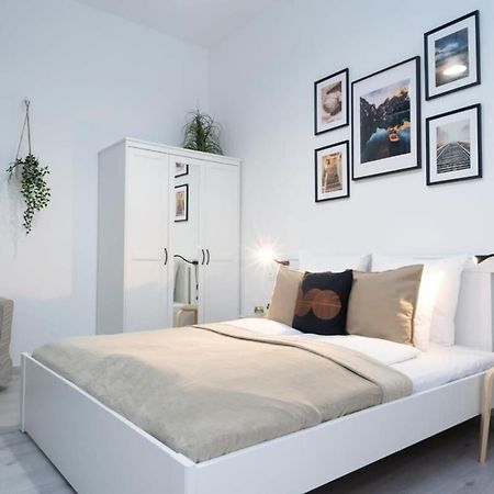 בודפשט New Home At Exlusive Central Location מראה חיצוני תמונה