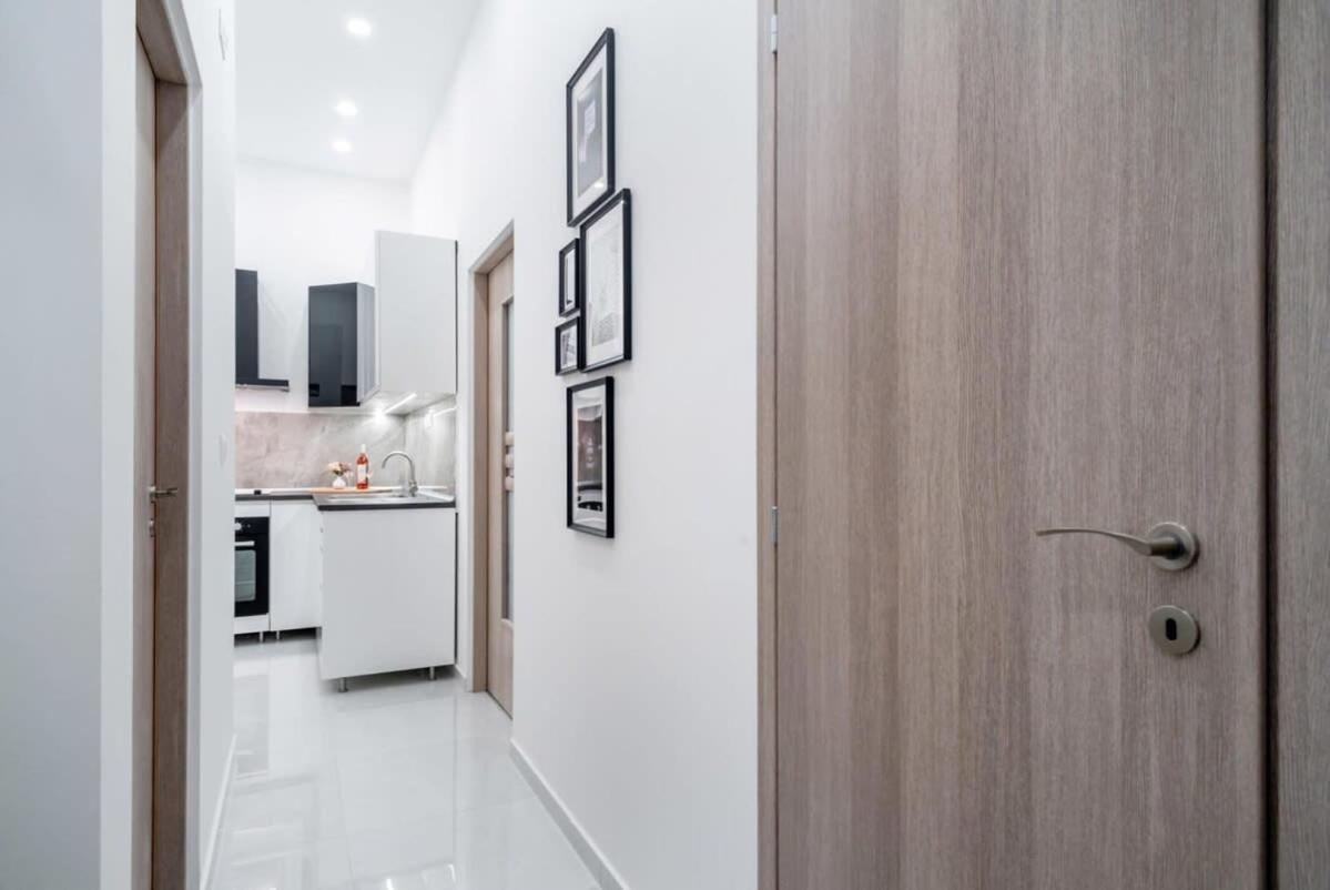 בודפשט New Home At Exlusive Central Location מראה חיצוני תמונה